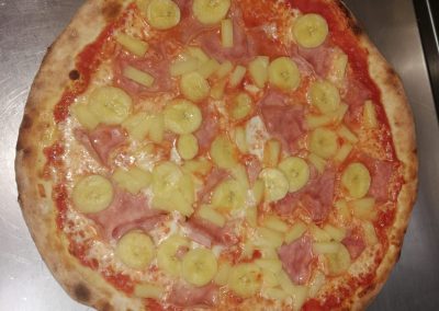 pizaa a domicilio pizzeria fornoforo manu max