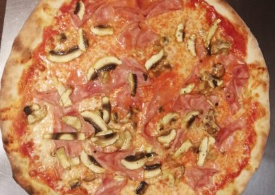 pizza a domicilio guangacho pizzeria fornoforo manu max